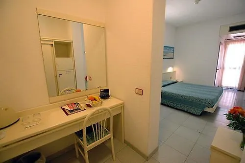 Hotel Crystal Portoferraio 4*,  Italia
